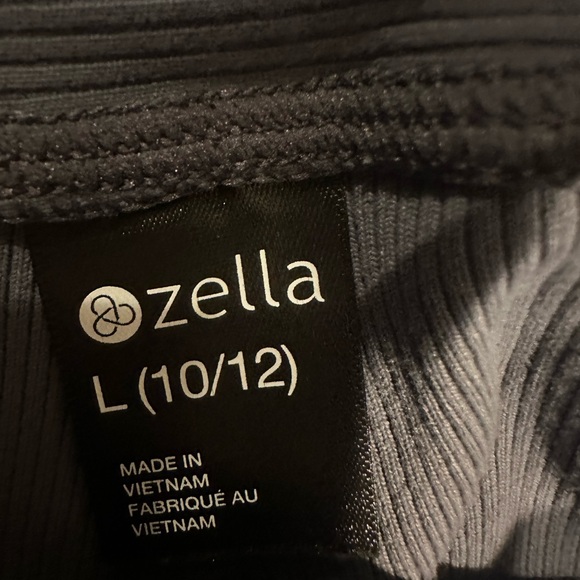 Kids Zella gray leggings size 10/13 great condition - Picture 4 of 6